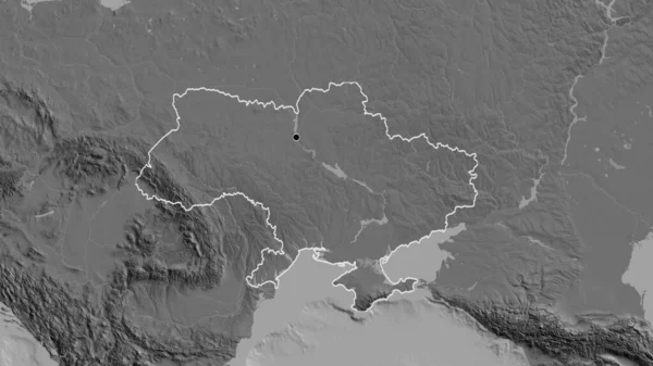 在一张双面地图上对乌克兰边境地区进行的密切监视 资本点 国家形貌概述 — 图库照片