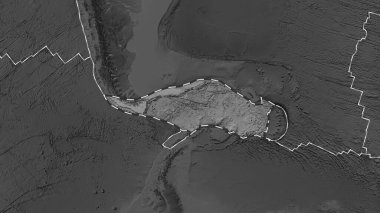 Scotia tektonik plakasının alanı Patterson silindirik projeksiyonunda koyu gri tonlama yükseklik haritasının arka planına çizilmiş bir çizgi ile işaretlenmiştir.