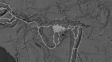 Balmoral Resifi tektonik plakasının alanı Fahey projeksiyonundaki koyu bir bilek yüksekliği haritasının arka planına çizilmiş bir çizgi ile işaretlenmiştir.