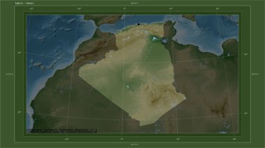 Cezayir, ülkenin başkenti, haritası, uzaklık ölçeği ve sınır koordinatlarıyla gölleri ve nehirleri gösteren açık renkli bir yükseklik haritasına vurgulandı