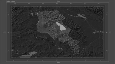 Ermenistan, ülkenin başkent noktası, haritası, uzaklık ölçeği ve harita sınır koordinatlarıyla gölleri ve nehirleri içeren çift seviyeli bir yükseklik haritasında vurgulandı