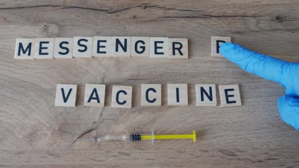 Концепция Мрнк Вакцины Вакцина Которая Использует Копию Молекулы Названием Мессенджер — стоковое видео