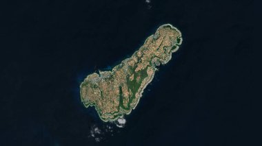 Filipin Denizi 'nde Kikaijima 18 Ekim 2023' te çekilmiş bir uydu görüntüsü.