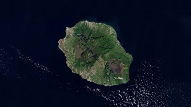 Hint Okyanusu 'ndaki La Reunion Adası 19 Temmuz 2024' te çekilmiş bir uydu görüntüsü.