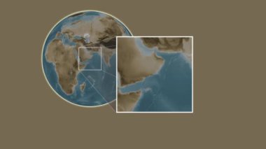 Al-Hallaniyah Adası. Bulunduğu yerin Arap Denizi 'nde iki adımlık kaydırma iskeleti kullanarak sepya renkli bir yükseklik haritası üzerinde sunumu - Umman