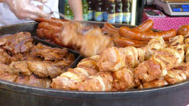 Gıda pazarı. Sokak yemekleri. Fast food. Kronik hastalıklar