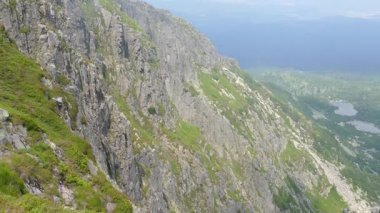 Sudetes Dağı'nda alp manzarası. Karkonoski Ulusal Parkı, Polonya
