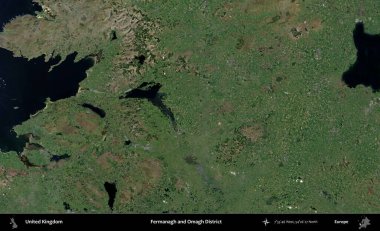 Fermanagh ve Omagh Bölgesi. Birleşik Krallık 'ın idari alanı bir uydu görüntüsü üzerinde