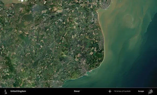 Dover. Birleşik Krallık 'ın idari alanı bir uydu görüntüsü üzerinde