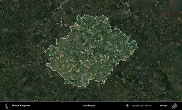 Maidstone. Birleşik Krallık 'ın idari alanı karartılmış bir uydu üzerinde vurgulanmış ve özetlenmiştir.