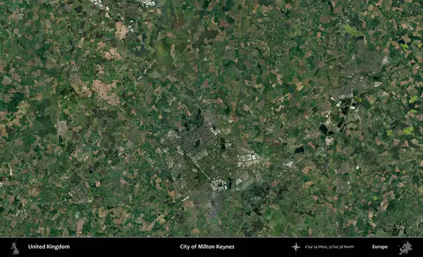 Milton Keynes şehri. Birleşik Krallık 'ın idari alanı bir uydu görüntüsü üzerinde