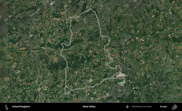 Köstebek Vadisi. Birleşik Krallık 'ın idari bölgesini A uydusundan gösteren bir görüntü.