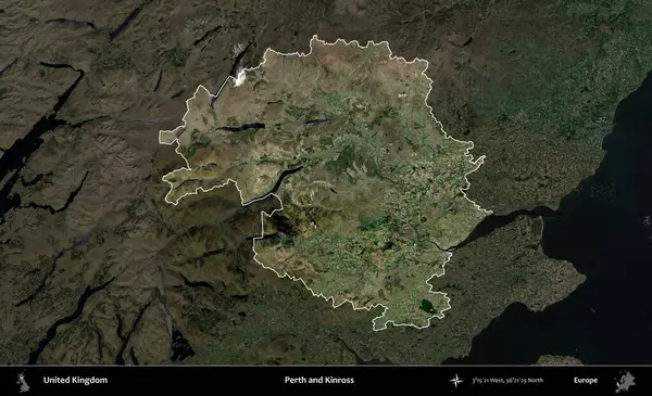 Perth ve Kinross. Birleşik Krallık 'ın idari alanı karartılmış bir uydu üzerinde vurgulanmış ve özetlenmiştir.