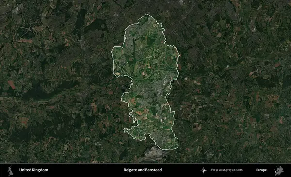 Reigate ve Banstead. Birleşik Krallık 'ın idari alanı karartılmış bir uydu üzerinde vurgulanmış ve özetlenmiştir.