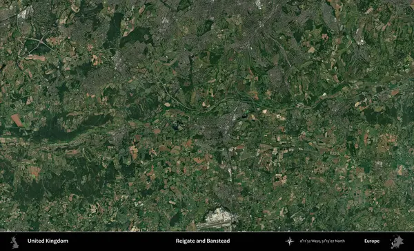 Reigate ve Banstead. Birleşik Krallık 'ın idari alanı bir uydu görüntüsü üzerinde