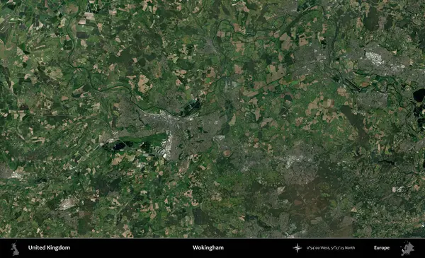 Wokingham. Birleşik Krallık 'ın idari alanı bir uydu görüntüsü üzerinde