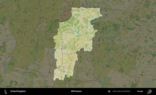 Sussex 'in ortasında. Birleşik Krallık 'ın idari alanı karanlık bir OpenStreetMap İnsani Haritası biçiminde vurgulanmış ve özetlenmiştir
