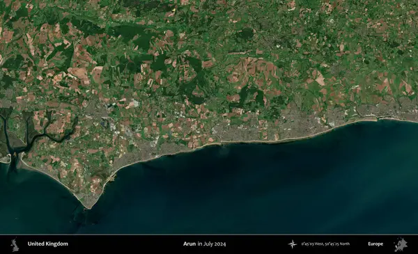 Arun. Temmuz 2024 'te çekilen Kopernik Nöbetçi karolarından oluşan bir uydu görüntüsü üzerinde Birleşik Krallık' ın idari alanı