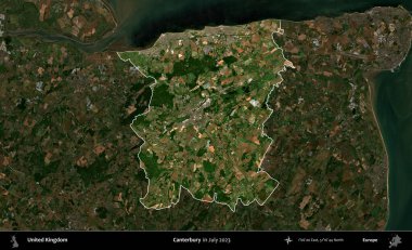 Canterbury 'de. Birleşik Krallık 'ın idari alanı, Temmuz 2023' te çekilen Kopernik Nöbetçi karolarından oluşan koyu renkli bir uydu görüntüsüyle vurgulanmış ve özetlenmiştir.