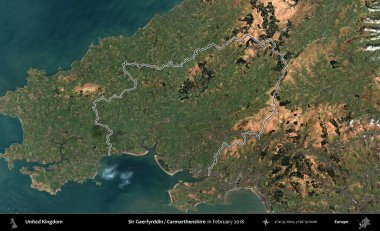 Sör Gaerfyrddin / Carmarthenshire. Şubat 2018 'de çekilen Kopernik Nöbetçi karolarından oluşan bir uydu görüntüsü üzerinde Birleşik Krallık' ın idari alanının ana hatlarını belirledik.