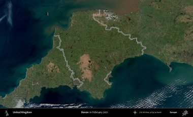 Devon. Şubat 2021 'de çekilen Kopernik Nöbetçi karolarından oluşan bir uydu görüntüsü üzerinde Birleşik Krallık' ın idari alanının ana hatlarını belirledik.