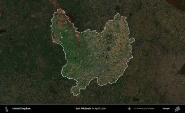 Doğu Midlands. Birleşik Krallık 'ın idari alanı, Nisan 2020' de çekilen Kopernik Nöbetçi karolarından oluşan koyu renkli bir uydu görüntüsü üzerinde vurgulandı ve özetlendi.