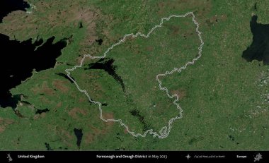 Fermanagh ve Omagh Bölgesi. Mayıs 2023 'te çekilen Copernicus Sentinel karolarından oluşan bir uydu görüntüsü üzerinde Birleşik Krallık' ın idari alanının ana hatlarını belirledik.