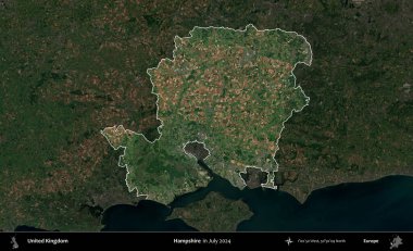 Hampshire. Birleşik Krallık 'ın idari alanı, Temmuz 2024' te çekilen Kopernik Nöbetçi karolarından oluşan koyu renkli bir uydu görüntüsü üzerinde vurgulandı ve özetlendi.