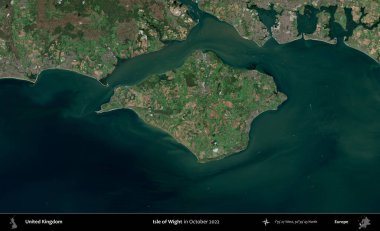 Wight Adası. Ekim 2022 'de çekilen Kopernik Nöbetçi karolarından oluşan bir uydu görüntüsü üzerinde Birleşik Krallık' ın idari alanı