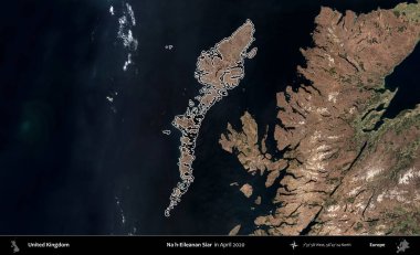 Hayır, Eileanan Siar. Nisan 2020 'de çekilen Kopernik Nöbetçi karolarından oluşan bir uydu görüntüsü üzerinde Birleşik Krallık' ın idari alanının ana hatlarını belirledik.