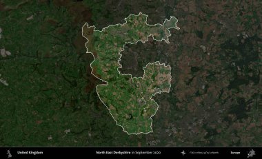 Kuzey Doğu Derbyshire. Birleşik Krallık 'ın idari alanı, Eylül 2020' de çekilen Kopernik Nöbetçi karolarından oluşan koyu renkli bir uydu görüntüsü üzerinde vurgulandı ve özetlendi.
