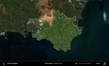 South Hams 'da. Birleşik Krallık 'ın idari alanı, Mart 2019' da çekilen Kopernik Nöbetçi karolarından oluşan koyu renkli bir uydu görüntüsü üzerinde vurgulandı ve özetlendi.
