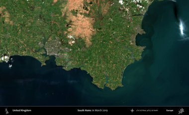South Hams 'da. Mart 2019 'da çekilen Kopernik Nöbetçi karolarından oluşan bir uydu görüntüsü üzerinde Birleşik Krallık' ın idari alanı
