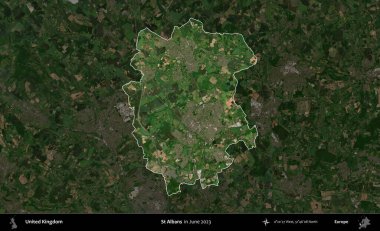Aziz Albans. Birleşik Krallık 'ın idari alanı, Haziran 2023' te çekilen Kopernik Nöbetçi karolarından oluşan koyu renkli bir uydu görüntüsüyle vurgulanmış ve özetlenmiştir.
