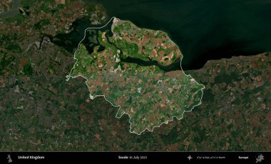 Swale. Birleşik Krallık 'ın idari alanı, Temmuz 2021' de çekilen Kopernik Nöbetçi karolarından oluşan koyu renkli bir uydu görüntüsü üzerinde vurgulandı ve özetlendi.