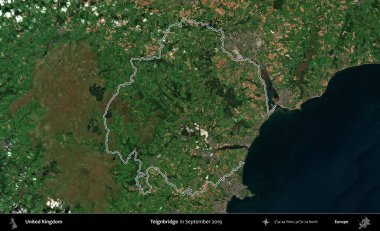 Teignbridge 'de. Eylül 2019 'da çekilen Kopernik Nöbetçi karolarından oluşan bir uydu görüntüsü üzerinde Birleşik Krallık' ın idari alanının ana hatlarını belirledik.
