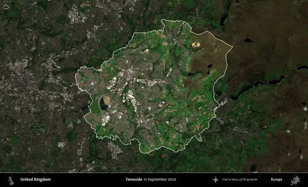 Tameside 'da. Birleşik Krallık 'ın idari alanı, Eylül 2020' de çekilen Kopernik Nöbetçi karolarından oluşan koyu renkli bir uydu görüntüsü üzerinde vurgulandı ve özetlendi.