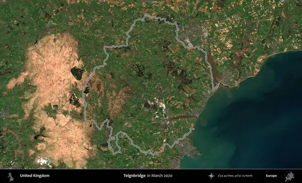 Teignbridge 'de. Mart 2020 'de çekilen Copernicus Sentinel karolarından oluşan bir uydu görüntüsü üzerinde Birleşik Krallık' ın idari bölgesinin ana hatlarını belirledik.