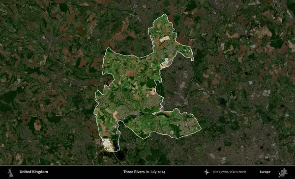 Üç Nehir. Birleşik Krallık 'ın idari alanı, Temmuz 2024' te çekilen Kopernik Nöbetçi karolarından oluşan koyu renkli bir uydu görüntüsü üzerinde vurgulandı ve özetlendi.