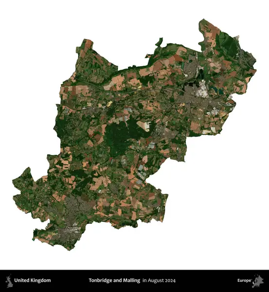 Tonbridge ve Malling. Birleşik Krallık 'ın idari alanı, Ağustos 2024' te çekilen Kopernik Nöbetçi karolarından oluşan bir uydu görüntüsü üzerinde beyaza izole edilmiştir.