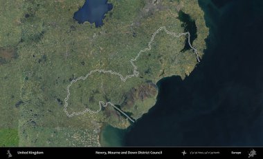 Newry, Mourne ve Down Bölge Konseyi. Birleşik Krallık 'ın B uydusu görüntülerinde özetlenmiş idari alanı