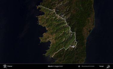Ajaccio. Fransa 'nın idari alanı, Ağustos 2021' de çekilen Kopernik Sentinel karolarından oluşan koyu renkli bir uydu görüntüsü üzerinde vurgulandı ve özetlendi.
