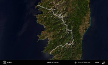 Ajaccio. Copernicus Sentinel 'in Temmuz 2022' de çekilen uydu görüntüsünde Fransa 'nın idari bölgesinin ana hatları belirlendi.