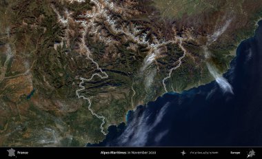 Alpes-Maritimes. Copernicus Sentinel 'in Kasım 2020' de çekilen uydu görüntüsünde Fransa 'nın idari bölgesinin ana hatları belirlendi.