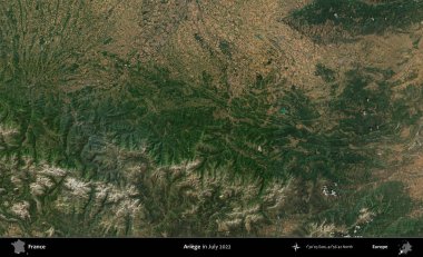 Ariege. Copernicus Sentinel 'in Temmuz 2022' de çekilmiş uydu görüntüsü üzerine Fransa 'nın idari bölgesi.