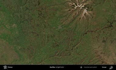 Aurillac. Copernicus Sentinel 'in Nisan 2021' de çekilmiş uydu görüntüsü üzerine Fransa 'nın idari bölgesi.