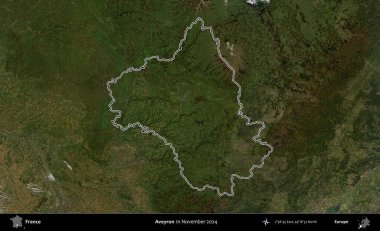 Aveyron. Copernicus Sentinel 'in Kasım 2024' te çekilen uydu görüntüsünde Fransa 'nın idari bölgesinin ana hatlarını çizdim.
