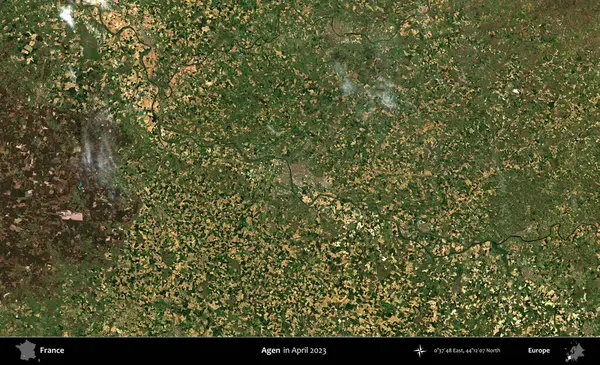 Agen. Copernicus Sentinel 'in Nisan 2023' te çekilmiş uydu görüntüsü üzerine Fransa 'nın idari bölgesi.