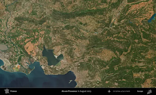 Aix-en-Provence. Copernicus Sentinel 'in Ağustos 2023' te çekilmiş uydu görüntüsü üzerine Fransa 'nın idari bölgesi.