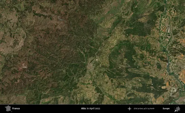 Ales. Copernicus Sentinel 'in Nisan 2022' de çekilmiş uydu görüntüsü üzerine Fransa 'nın idari bölgesi.